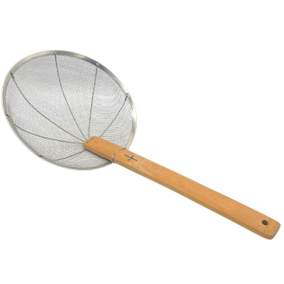 Oriental Wide Mesh Skimmer Spider with Bamboo Handle 11"