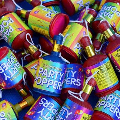 Traditional Party Poppers (Pack 20)
