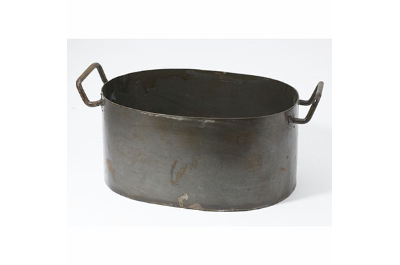 Oval Black Iron