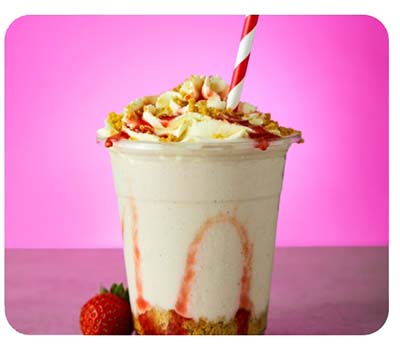 Ice cream with strawberry sauce