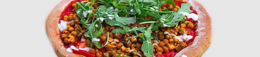 Chickpea and vegetable curry pizza Chickpea and vegetable curry pizza