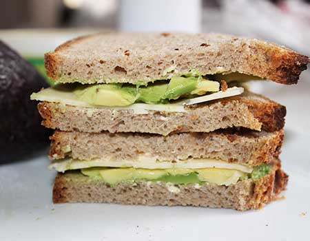 cheese and advocado sandwich