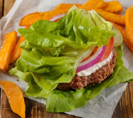 Burger with lettuce as a bun